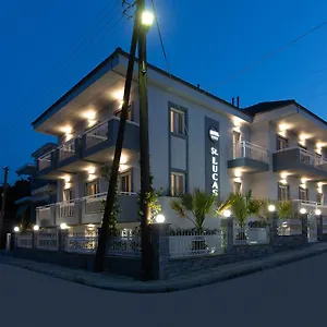 saint-lucas-suites.hotelschalkidiki.net/