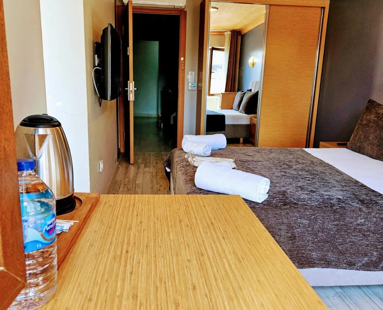 Taxim 34 Hotel Istanbulská provincie 0*,  Turecko